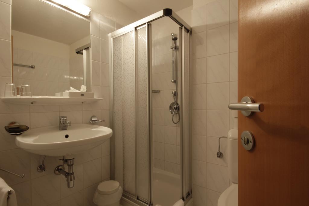 Hotel Tia Apart Kaunertal Zimmer foto